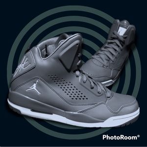 Flight Jordan’s mens 11